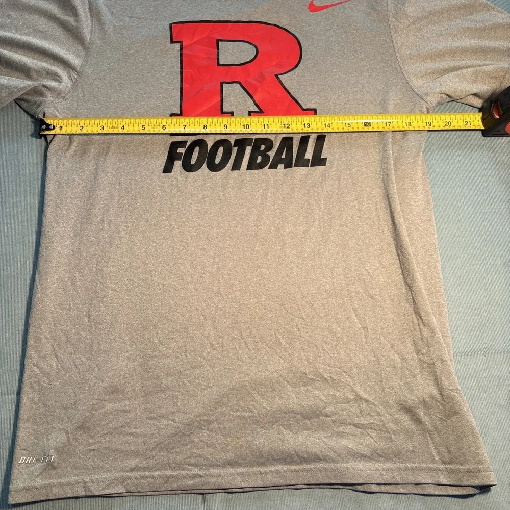 Nike dri shoulder